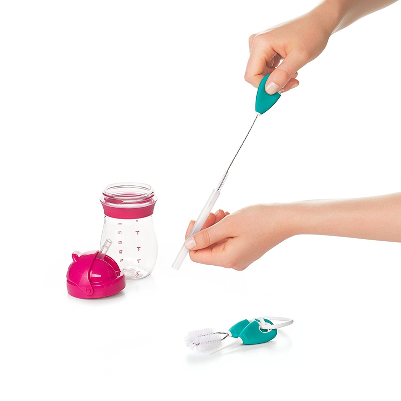 https://oxototph.com/wp-content/uploads/2018/04/Oxo-Tot-Straw-And-Sippy-Cup-Top-Cleaning-Set-Teal-07.jpg